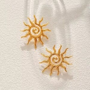 Anthropologie Gold Sunburst Earrings